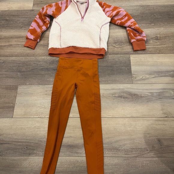 Athleta pair - Picture 6 of 6